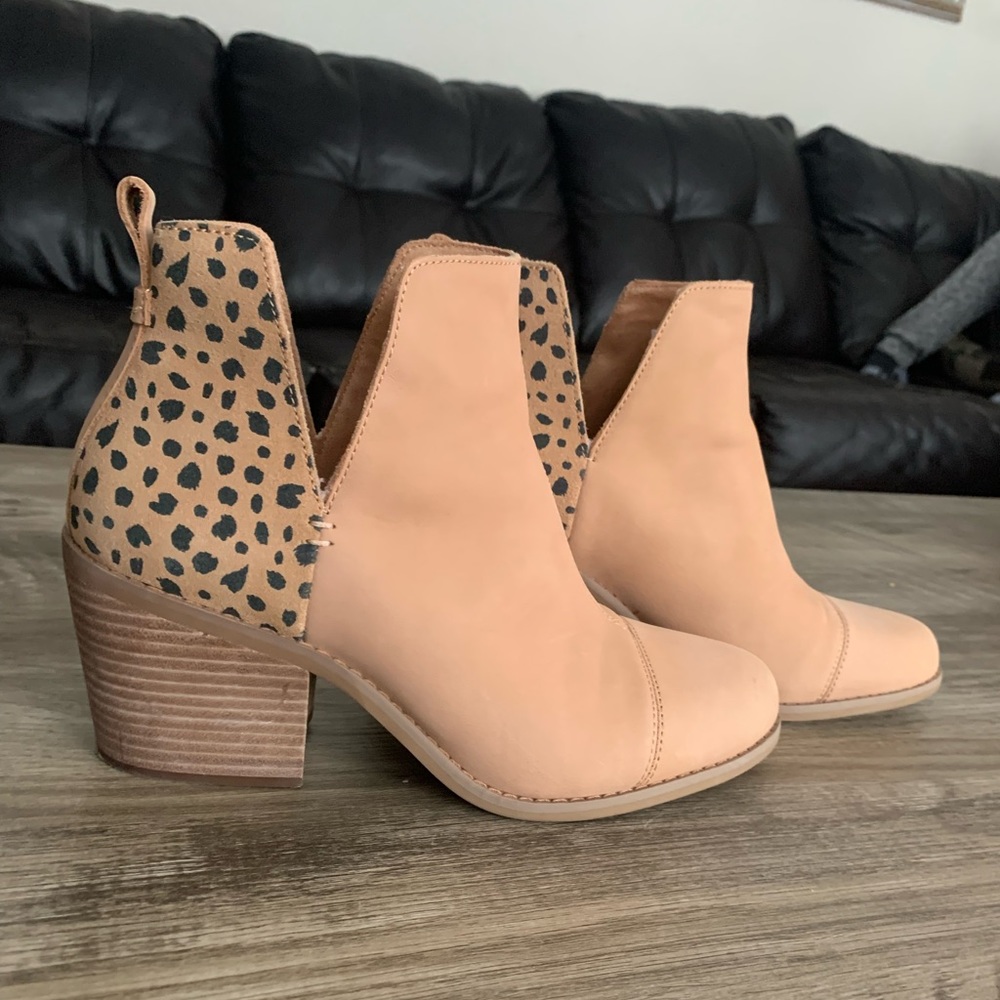 TOMS ankle boot